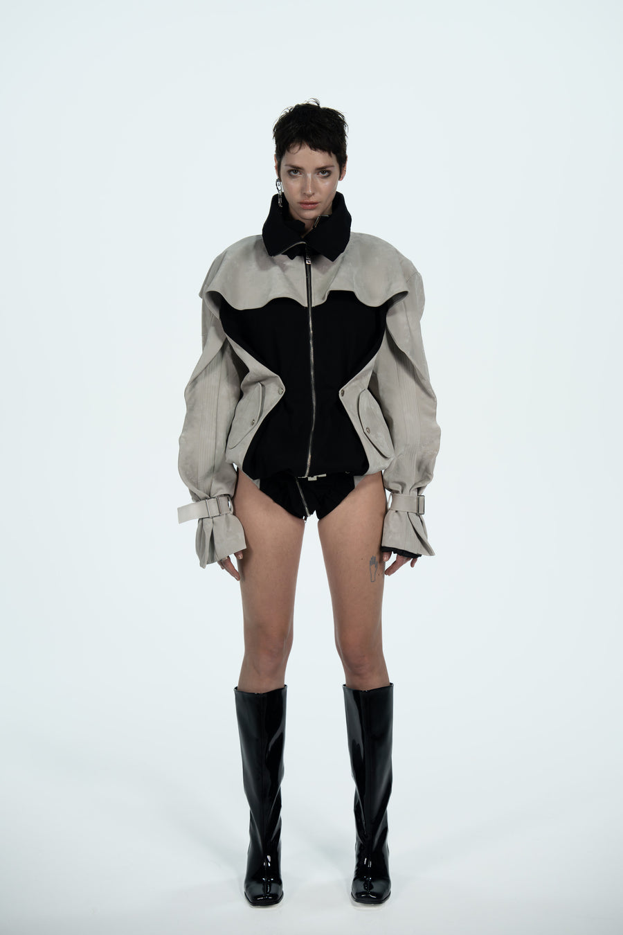 silhouette jacket special metal accessorized （bottem connected）